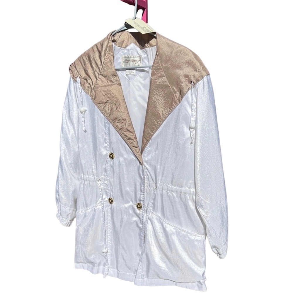 Vintage Giorgio Morandi White Gold Hooded Windbreaker Jacket Womens Medium S2779